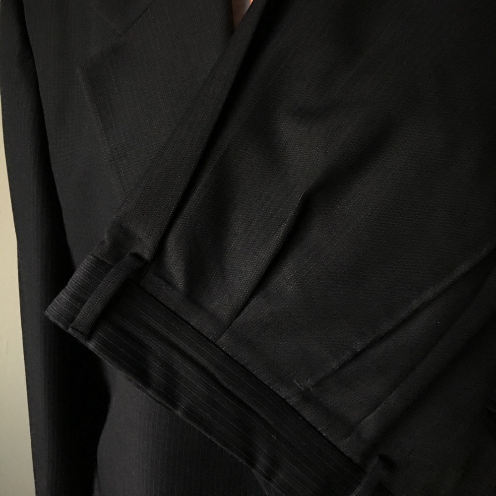 Issimo Italian Suit - Picture 7 of 8